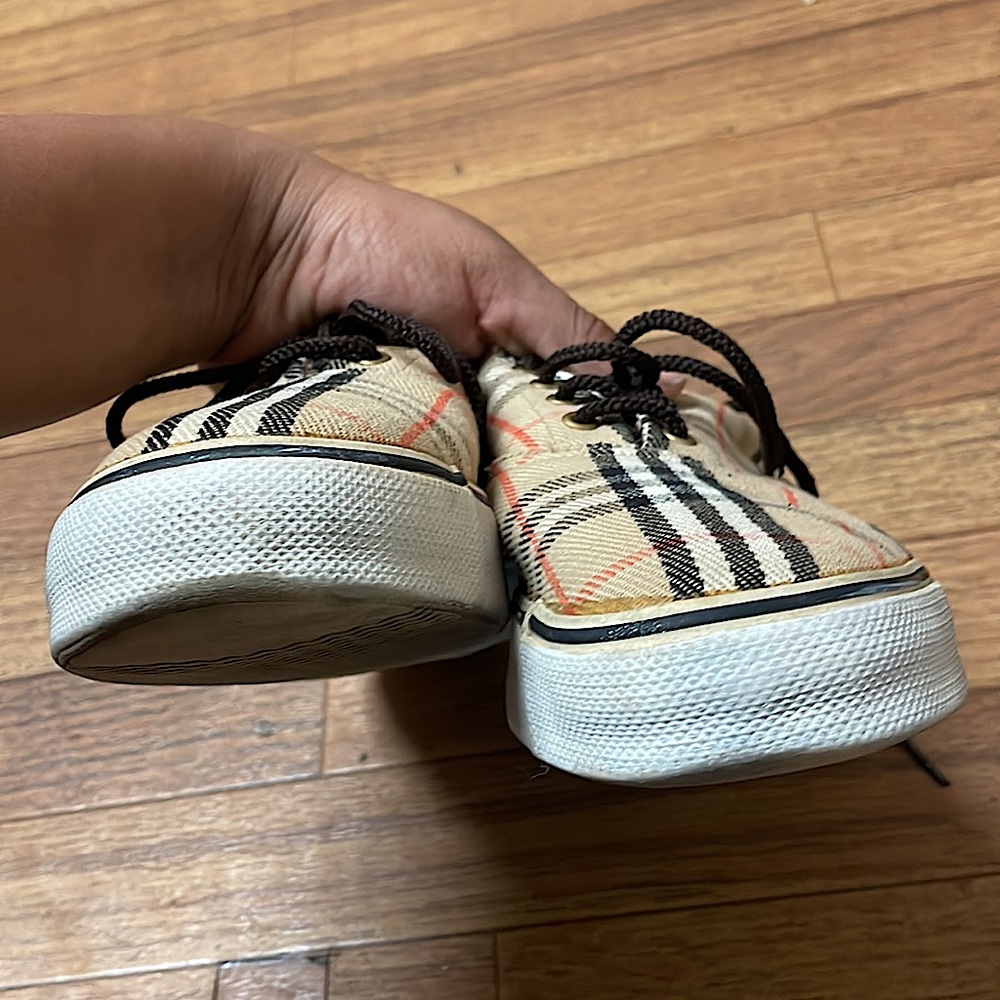 🧡 Burberry 🧡 - Picture 8 of 8